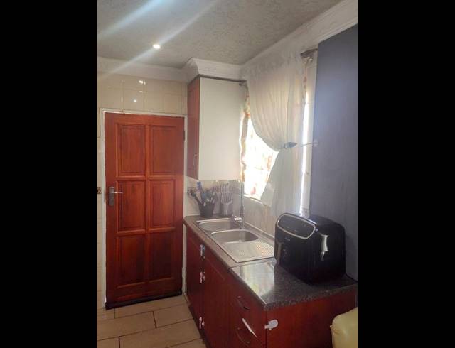 3 BEDROOM HOUSE FOR SALE IN NATURENA